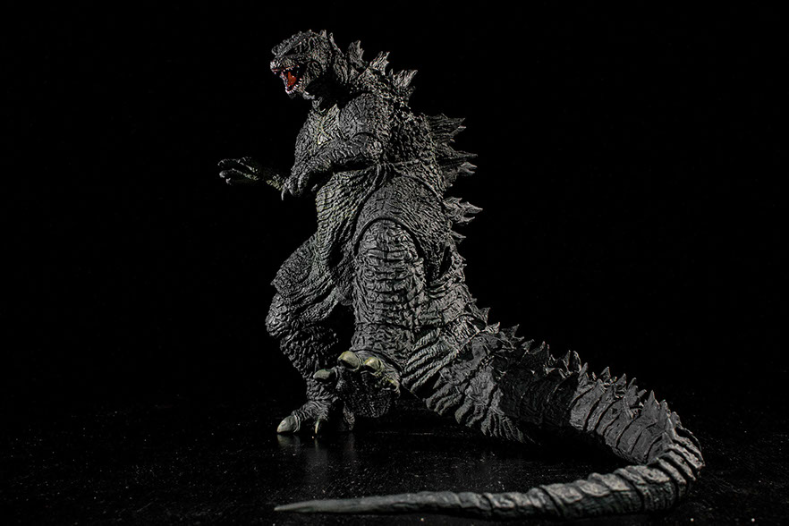 Godzilla 2014 Hallmark Ornament, Boxers, and Water Bottle Review 